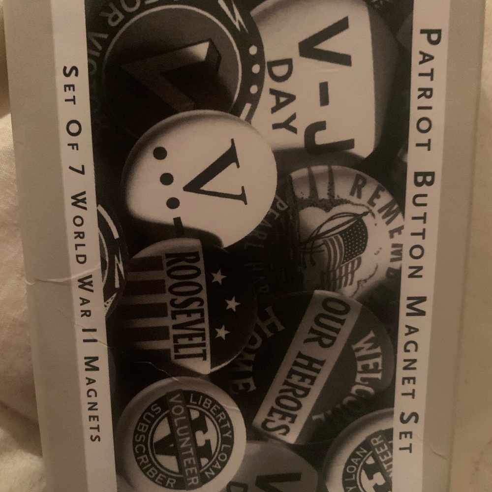 Patriot Button Magnet Set - Black and White